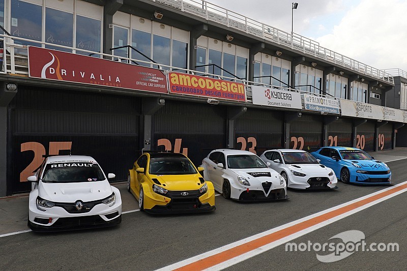 Dan Lloyd chiude i test BoP a Valencia girando con Hyundai, LADA, Alfa Romeo, Lynk & Co e Renault