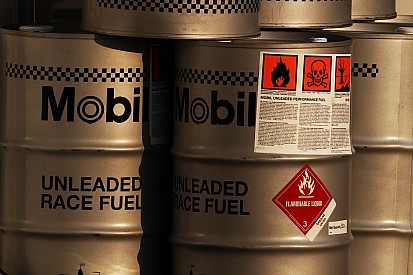 В ExxonMobil предложили полностью запретить сжигание масла в моторах в Ф1