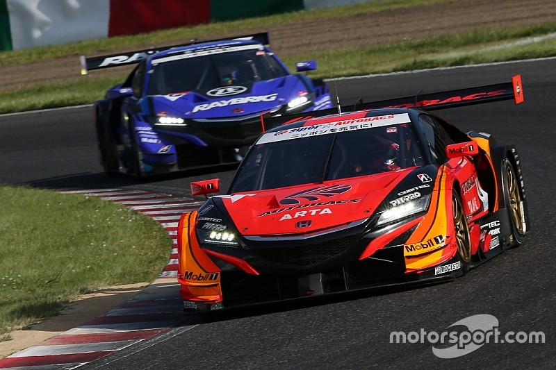 Honda Super Gt Car Hit With Weight Penalty