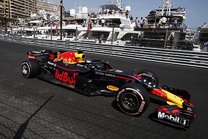 Ricciardo: "No me sorprende que alguno terminase contra el muro; nos apretamos mucho"
