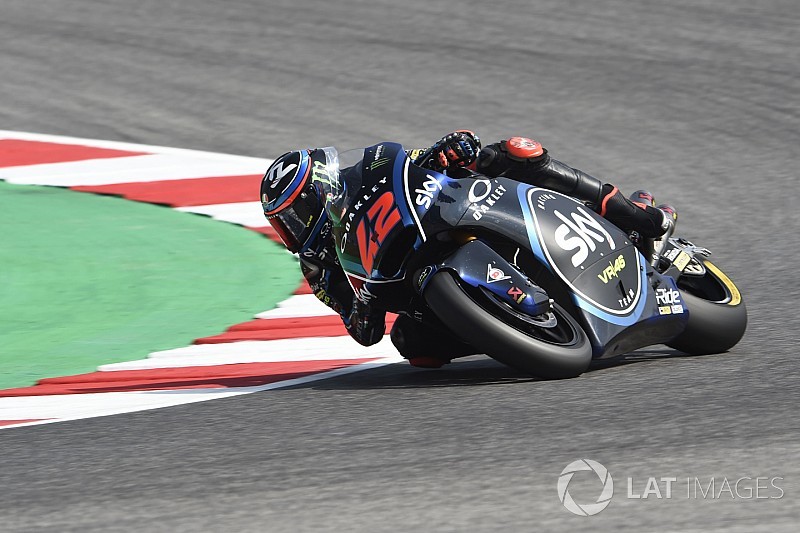 Bagnaia vê Oliveira cair e conquista pole em Misano