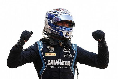 Latifi gana en Barcelona y sigue líder en la FIA F2