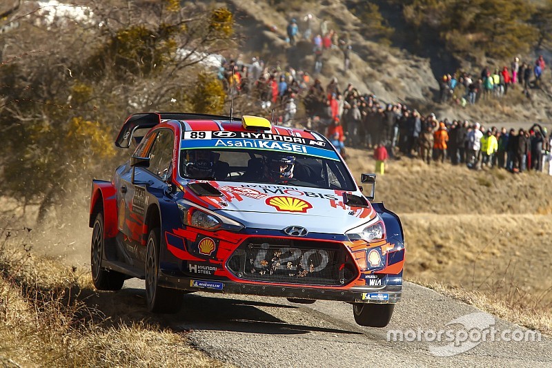 Hyundai, Mikkelsen'i kenara alma sebebini açıkladı