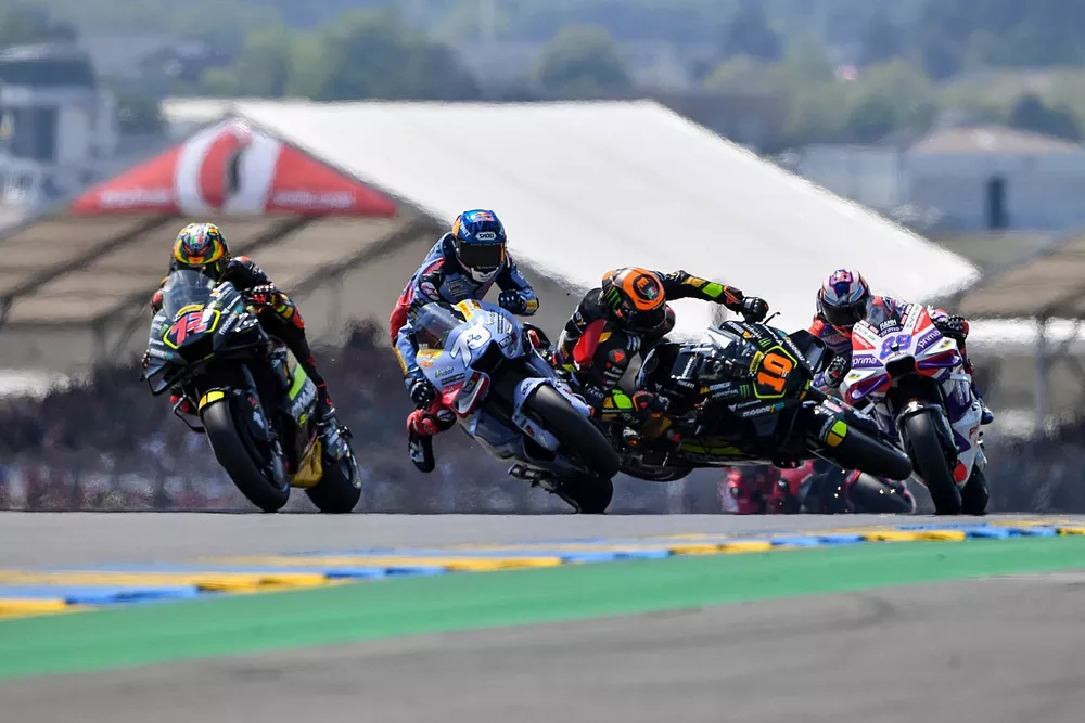 Alex Marquez, Gresini Racing, Luca Marini, VR46 Racing Team, crash