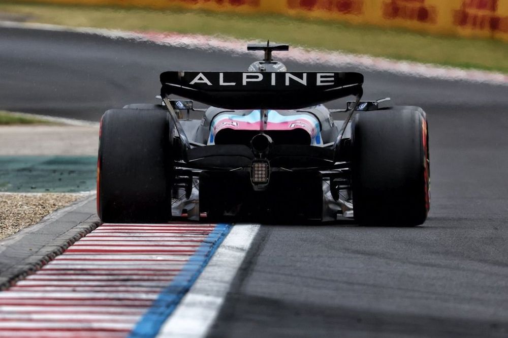 Renault launches study on future of Viry engine facility amid F1 ...