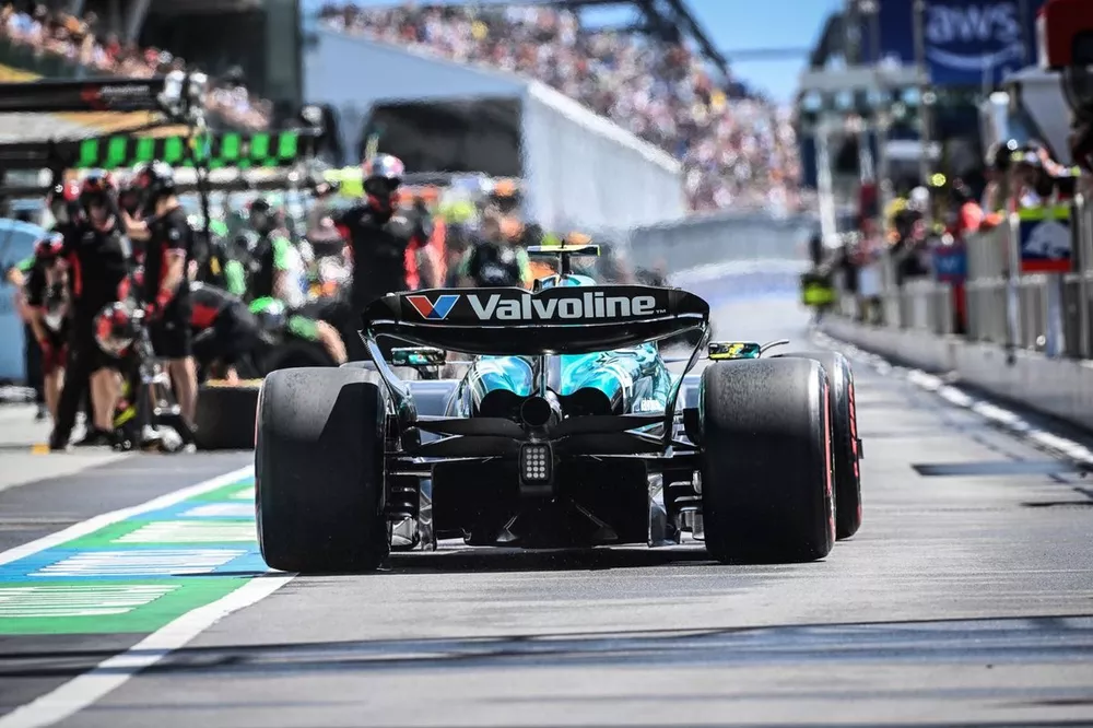 Fernando Alonso, Aston Martin AMR24