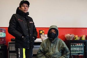 MotoGP: Rossi denuncia namorada do pai por suposta apropria&ccedil;&atilde;o indevida de dinheiro