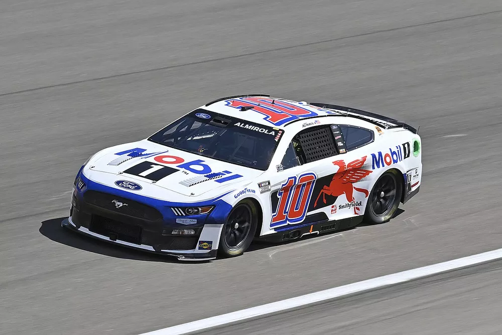 Aric Almirola, Stewart Haas Racing, Ford Mustang Mobil 1