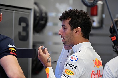 Ricciardo csak Abu Dhabiban fogja majd fel, hogy távozik a Red Bulltól
