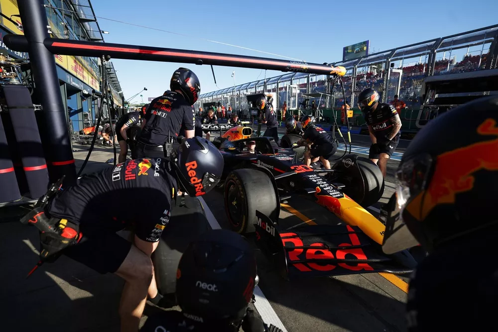 Red Bull Racing prepares for a pit stop