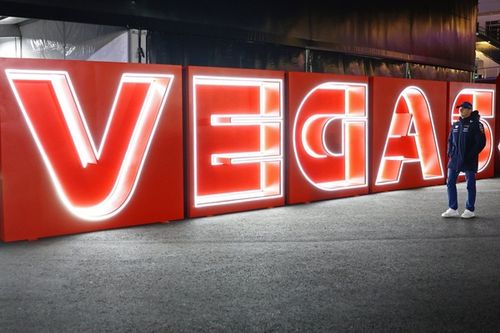 Hist&oacute;ria "n&atilde;o &eacute; suficiente" para manter pistas cl&aacute;ssicas no calend&aacute;rio, diz Domenicali, CEO da F1 