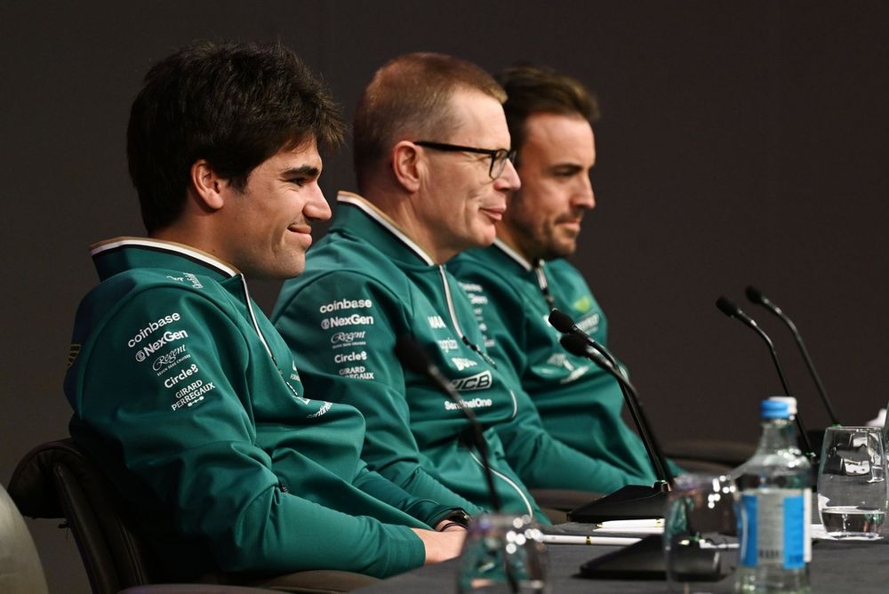 Lance Stroll, Aston Martin Racing, Andy Cowell, Team Principal, Aston Martin F1 Team, Fernando Alonso, Aston Martin Racing