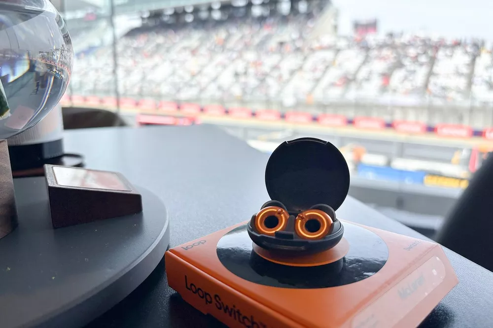 McLaren F1 Team x Loop Switch 2 耳栓 McLaren Racing x Loop Switch