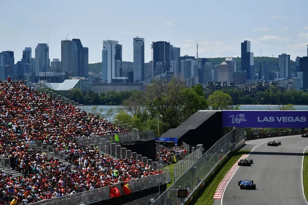 Esteban Ocon, Haas F1 Team, Carlos Sainz, Williams, Gabriel Bortoleto, Sauber