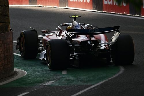 F1: Hamilton atribui “freios perfeitos” da Ferrari como responsáveis por bom início em Baku
