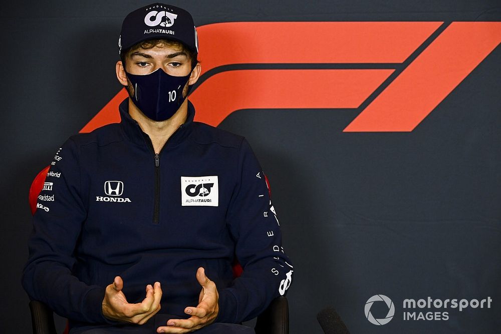 Pierre Gasly, AlphaTauri, en la conferencia de prensa