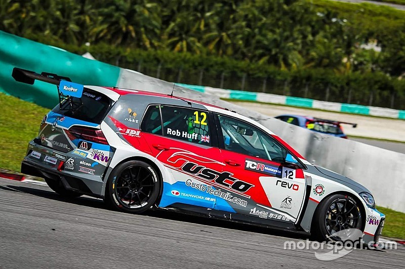 Malaysia: Rob Huff è imprendibile e conquista la pole position a Sepang