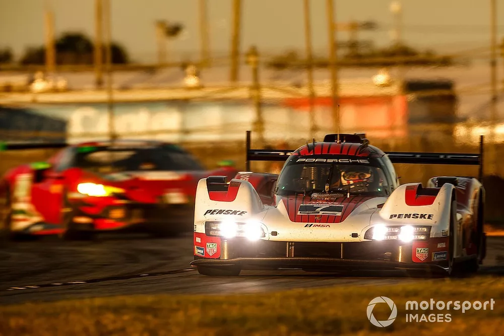 #7 Porsche Penske Motorsport, Porsche 963, GTP: Mathieu Jaminet, Michael Christensen, Nick Tandy, #21 AF Corse, Ferrari 296 GT3, GTD: Toni Vilander