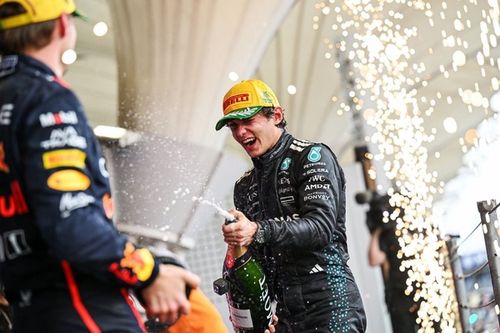 El consejo de Verstappen para Antonelli tras un año inconsistente en la F1