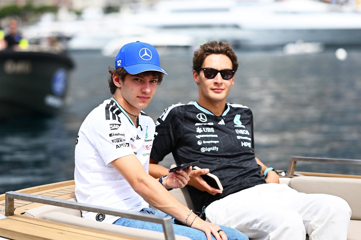 Antonelli Fires Back: Mercedes F1 Mind Games Heating Up!