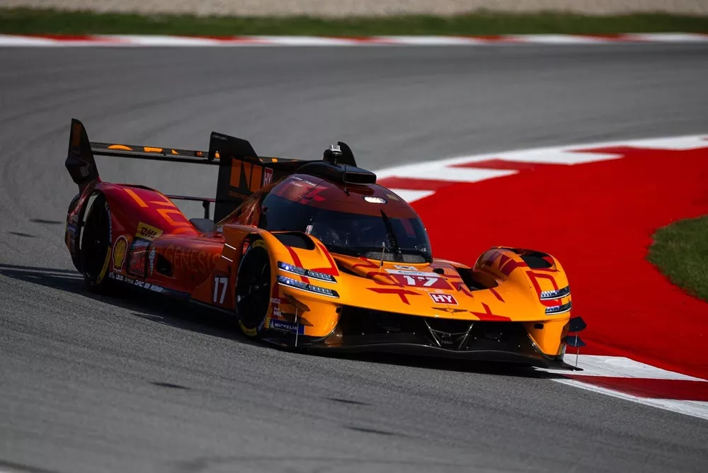 #17 Genesis GMR-001-Hypercar: Andre Lotterer, Luis Felipe Derani, Mathys Jaubert (France),