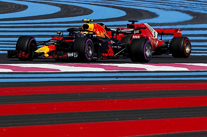 Verstappen sindir media setelah kecelakaan Vettel