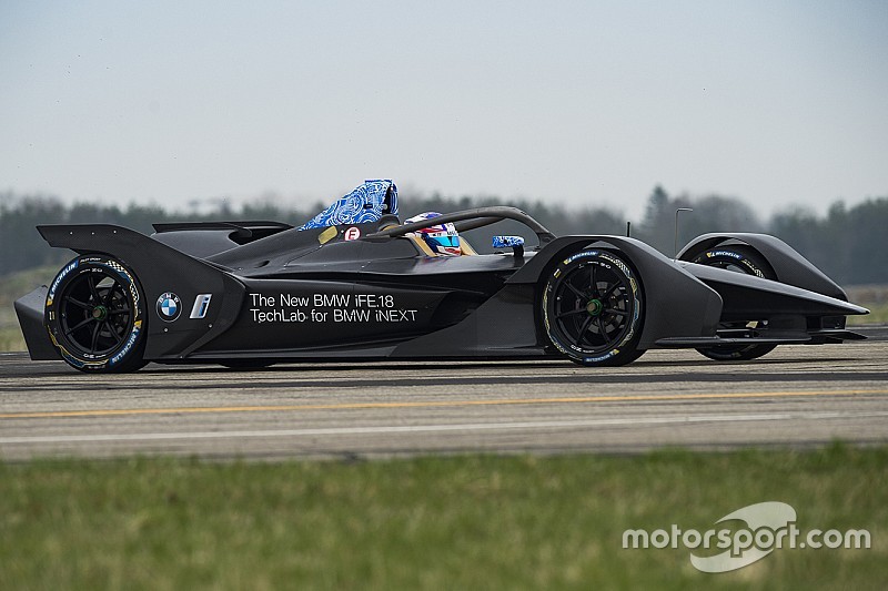 Fotogallery: i test della BMW iFE.18 di Formula E a Calafat