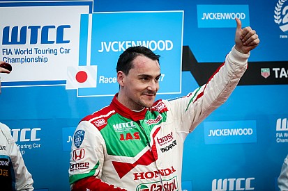 Michelisz: Şampiyonluğu kaçırmama rağmen 2017 "hayatımın en iyi yılıydı"