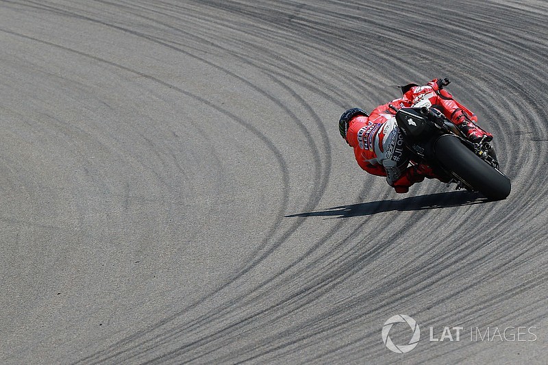 Гонщики MotoGP: У Ducati найкращий мотоцикл