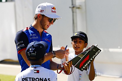Gasly büntetés miatt bukta a pontszerző helyet a Brit Nagydíjon