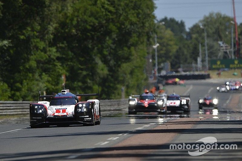 #1 Porsche Team Porsche 919 Hybrid: Neel Jani, Andre Lotterer, Nick Tandy