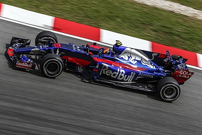 Sainz: Toro Rosso'nun güncellemeleri beklendiği gibi çalışmıyor