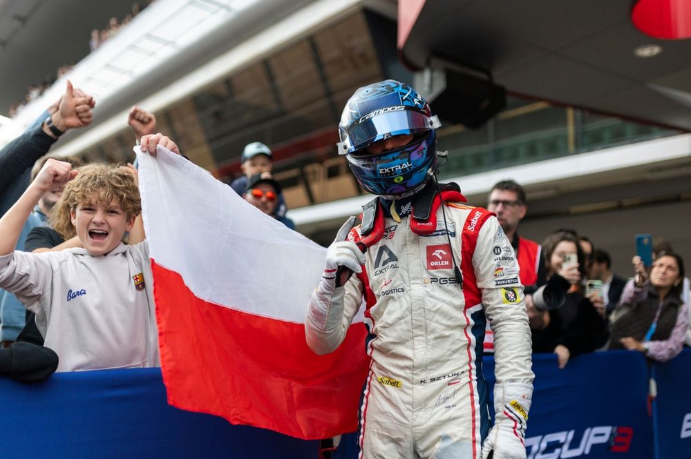 Kacper Sztuka, Campos Racing