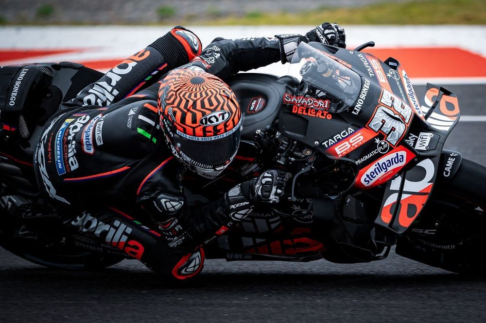 Lorenzo Savadori, Aprilia Racing