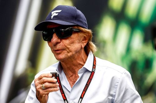 F1: Emerson Fittipaldi 'manda a real' sobre briga entre Verstappen e Russell