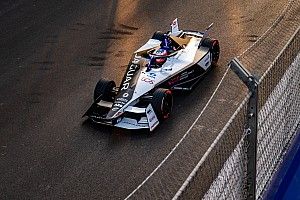 Evans gana la pole position para el ePrix inaugural en la India