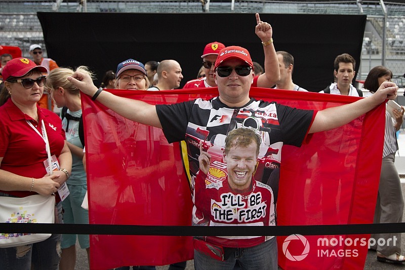 Alonso szerint Vettel még lehet bajnok, de Hamiltonnál az előny