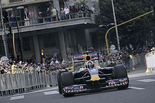 El día que un Fórmula 1 despertó a una ciudad