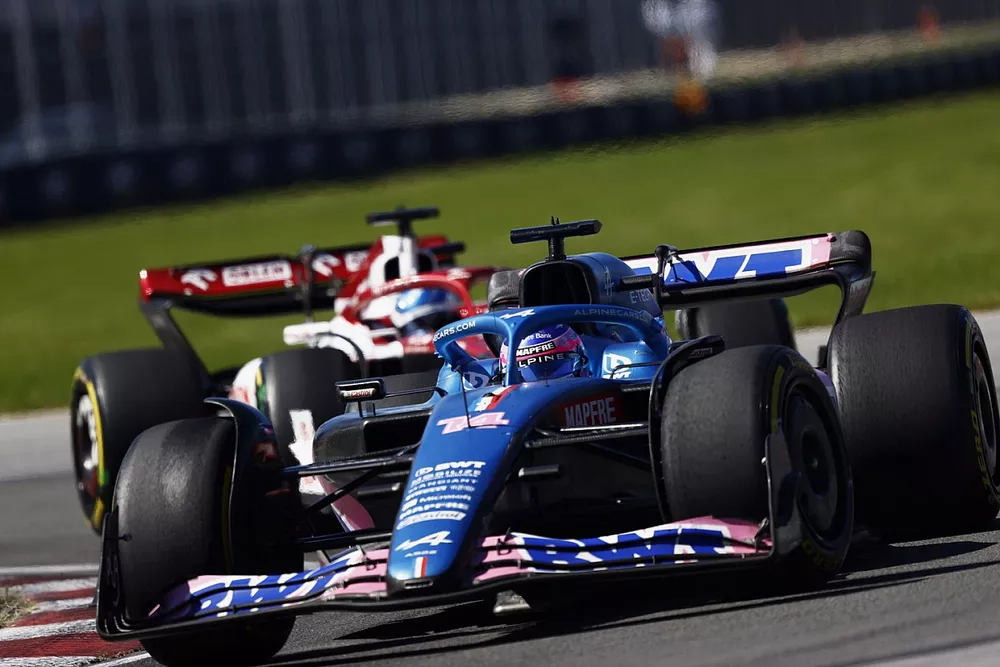 Fernando Alonso, Alpine A522, Valtteri Bottas, Alfa Romeo C42