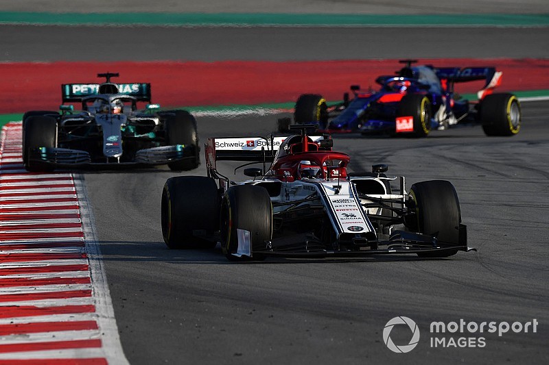 Raikkonen: Alfa Romeo’nun pozisyonu “bir sır”