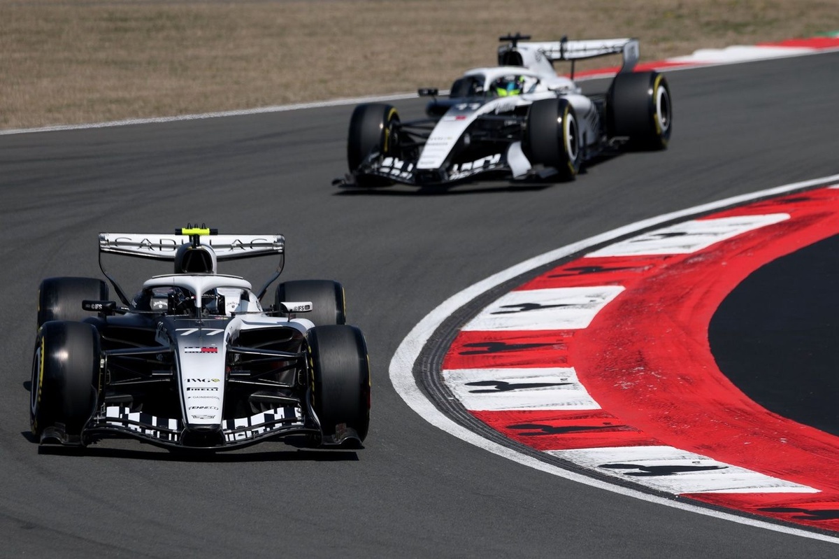 F1 | Cadillac: a Suzuka con piccole novità aerodinamiche e specchietti rivisti