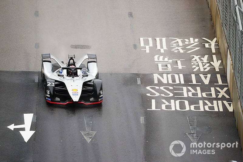 Diaporama : les suisses Buemi et Mortara dans le E-Prix de Hong Kong en Formule E