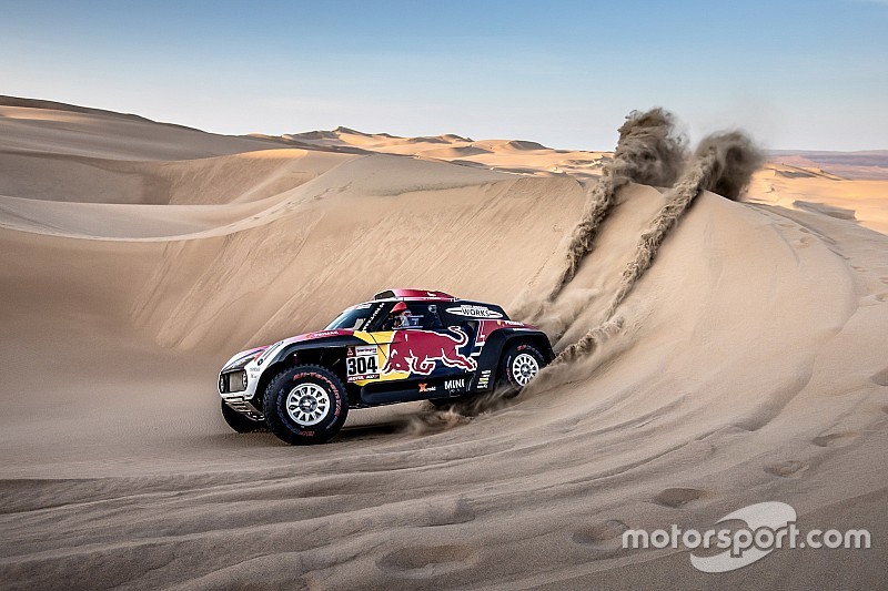 Peterhansel brilla en las primeras complicaciones del Dakar 2019
