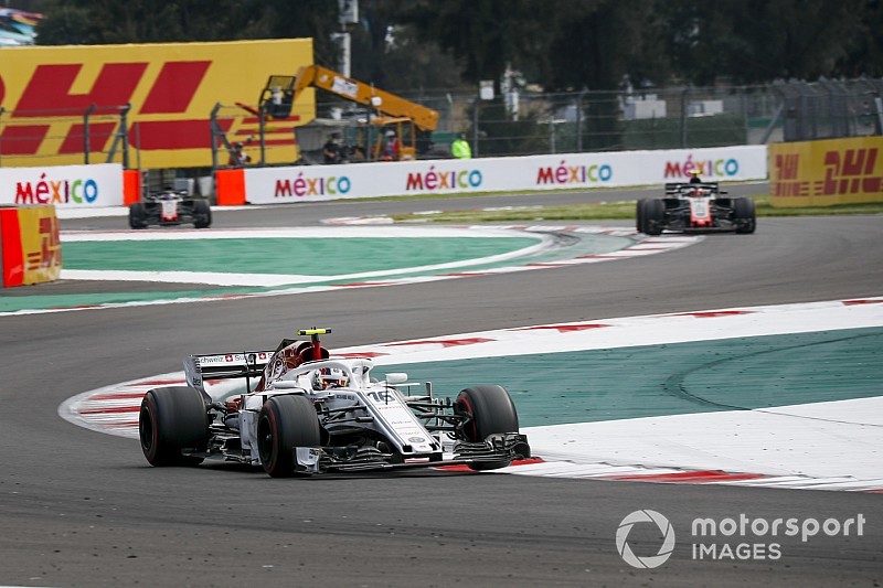 Leclerc laat zich niet afleiden door druk als Ferrari-coureur
