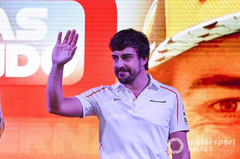 Fernando Alonso, McLaren dit au revoir aux fans