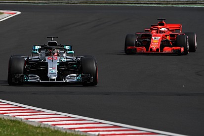 Russell : "Il manque au moins deux équipes en F1"