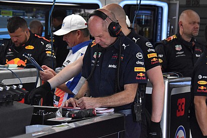 Verstappen: Newey is részt vesz a 2019-es autó tervezésében