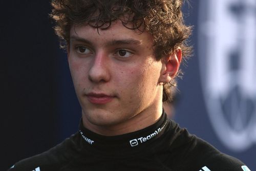 F1 - Marko critica press&atilde;o que Mercedes colocou sobre Antonelli: "Precisa de tempo para se recuperar"