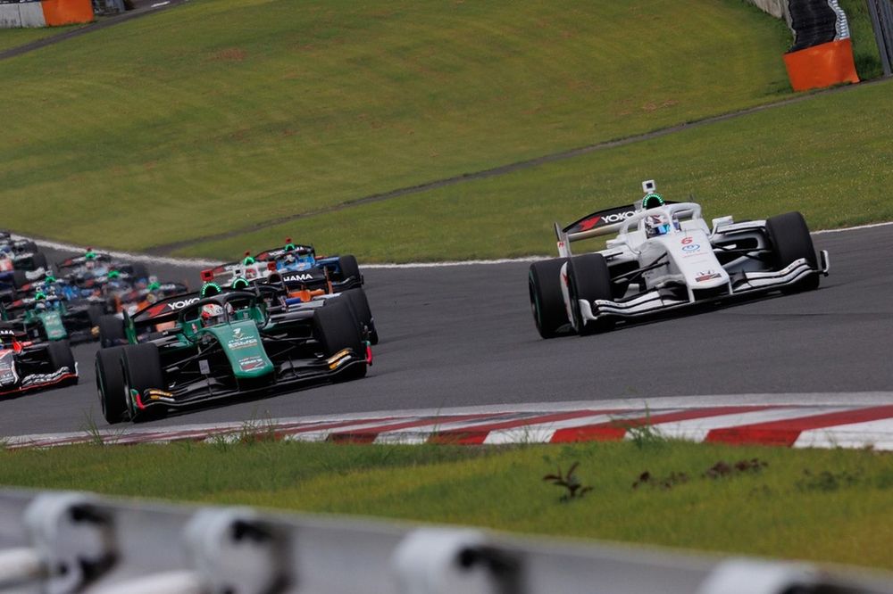 F1 1994 日本GP JAF-FIA 盾 表彰台 ポディウム F1 1994 日本GP JAF-FIA 盾 表彰台 ポディウム スポーツ選手