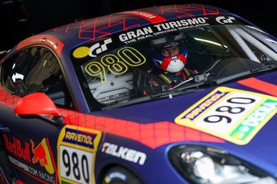 Marko confirma: Verstappen libre para las 24h de N&uuml;rburgring, &eacute;l decide